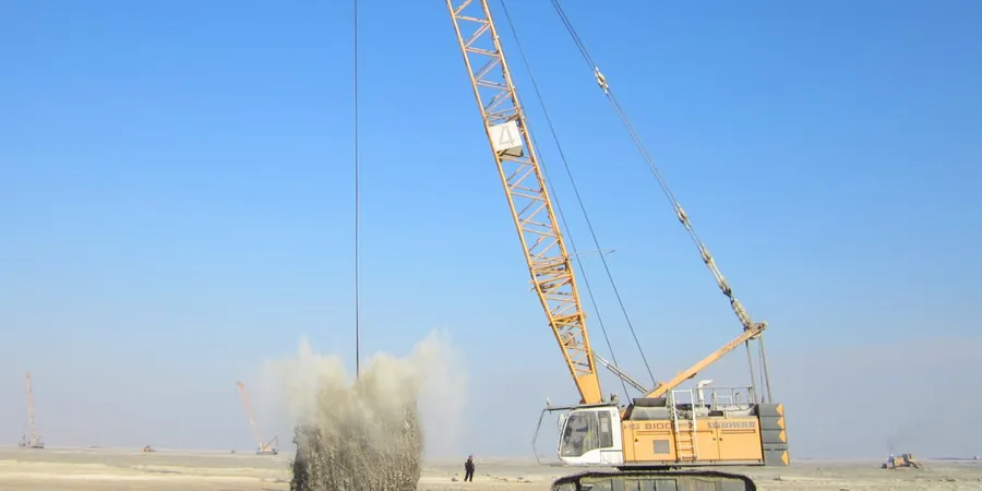 Illustrative image of Compactacion dinamica in Corona California